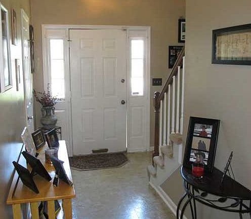 4th image of 1874 Bloomfield Dr