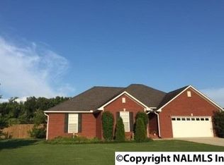 1910 Audrey Dr NW, Hartselle, AL 35640