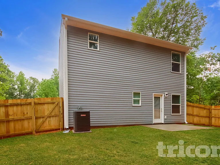 109 Sunwood Ct — Photo 14