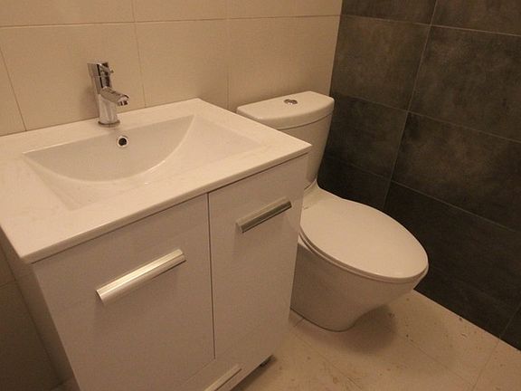 5th image of 379 Menahan St #2E