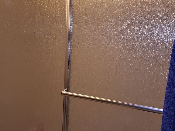 2nd bath shower