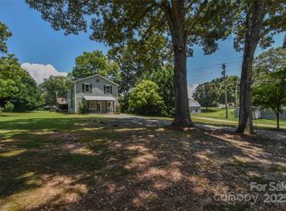 1239 Mac Ln, Stanley, NC 28164