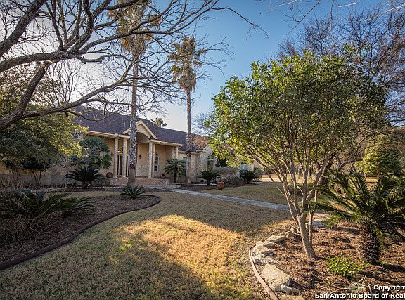 2nd image of 9680 Trophy Oaks Dr