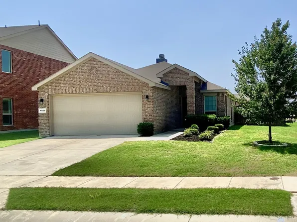 8800 Deadwood Ln, Aubrey, TX 76227