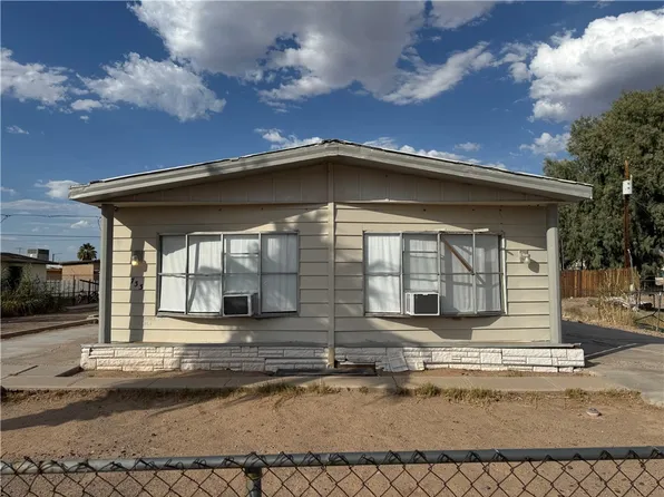 733 River Gardens Dr, Bullhead City, AZ 86442