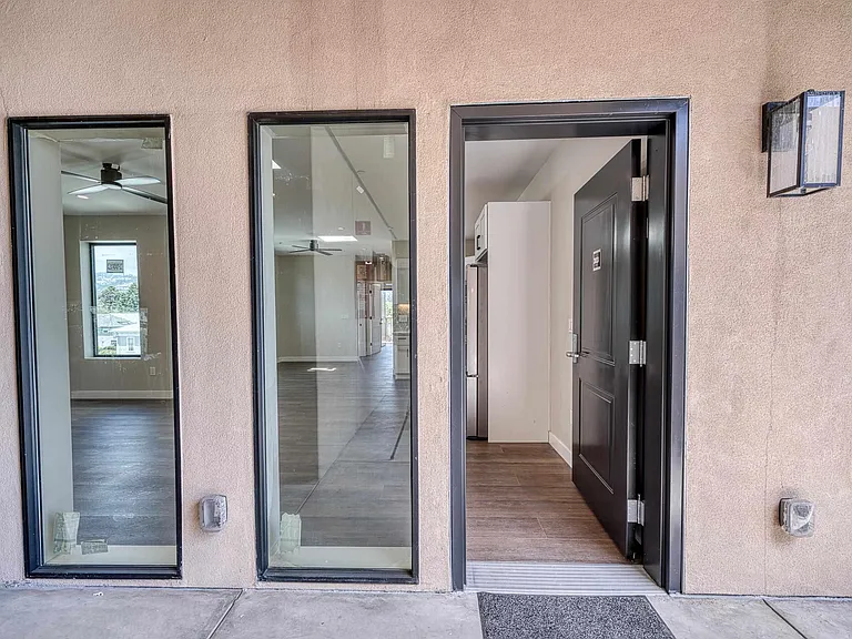4202 Telegraph Ave #303 — Photo 2