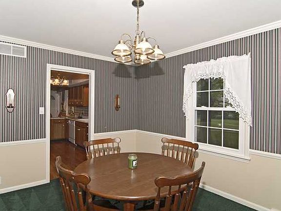 3rd image of 7311 Steinmeier Dr