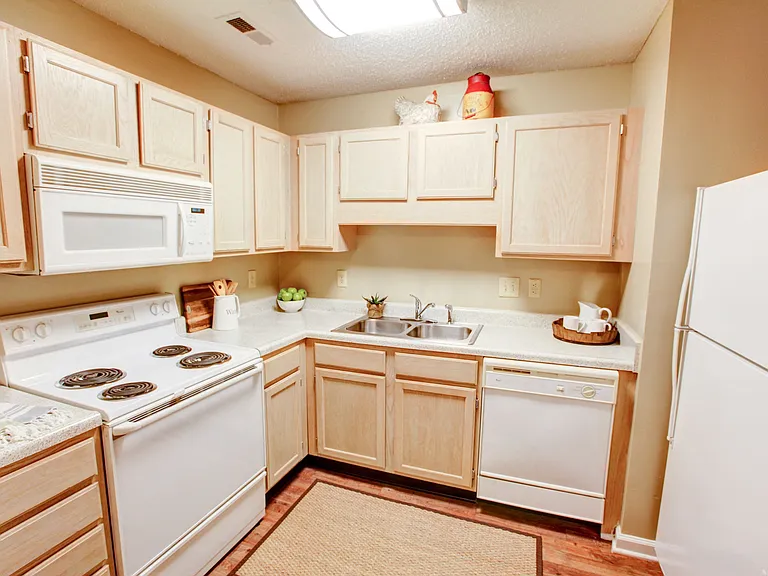 Kitchen at Brookefield Apartment Homes in Raleigh, NC