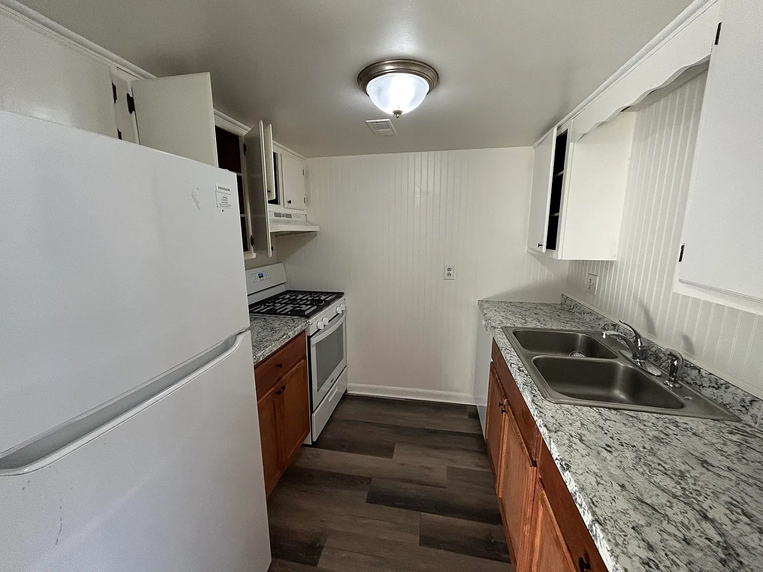 2 bed, 1.0 bath, 1200 sqft, $1,200 — Photo 4