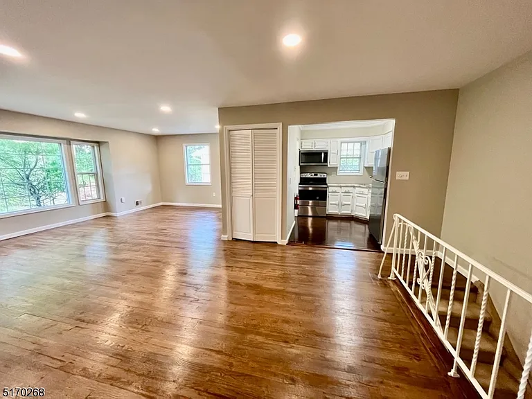 28 Brandywyne Dr — Photo 5