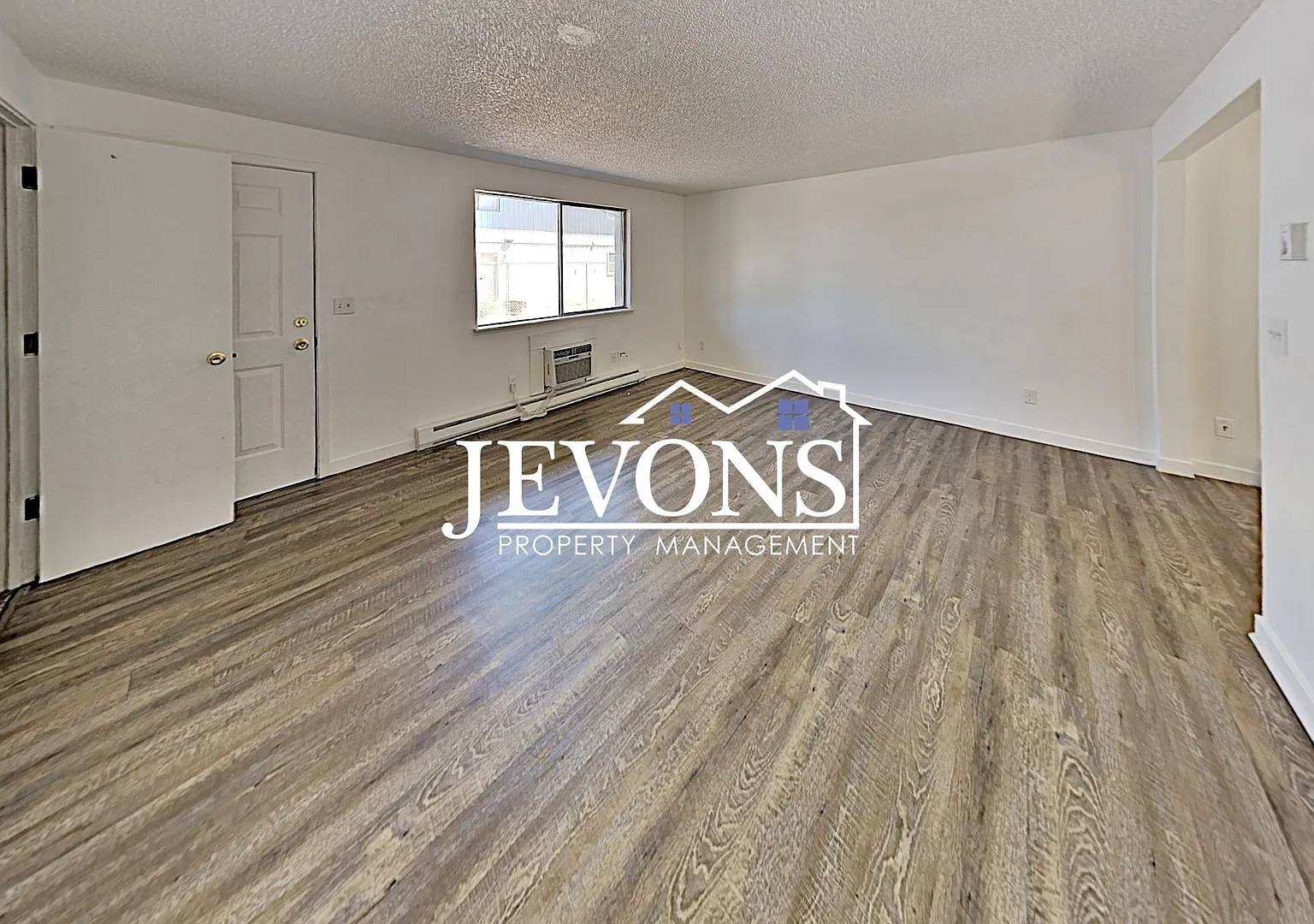1208 Willow St Yakima, WA 98902-1961 — Photo 2