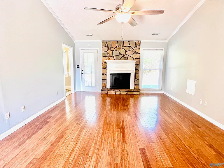 116 Bibb Dr — Photo 5