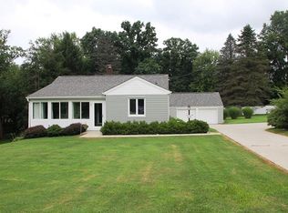 223 Ekastown Rd, Natrona Heights, PA 15065