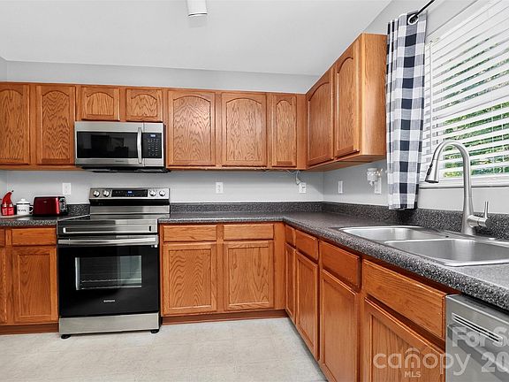 4th image of 10825 Dry Stone Dr