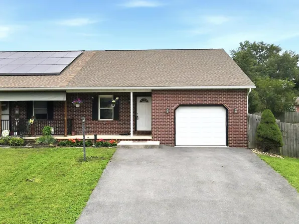 18 Larch Dr, Shippensburg, PA 17257