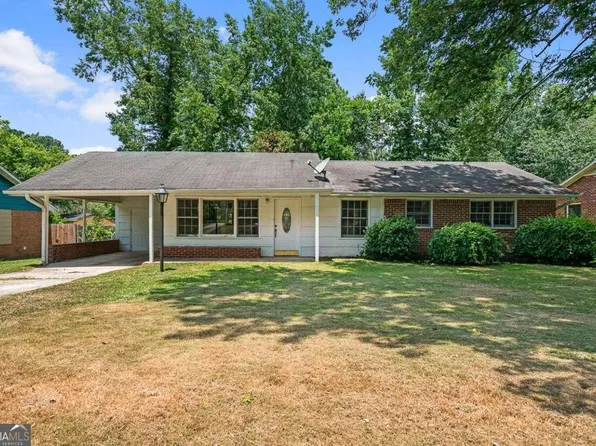 6160 Cedar Wood Dr, College Park, GA 30349