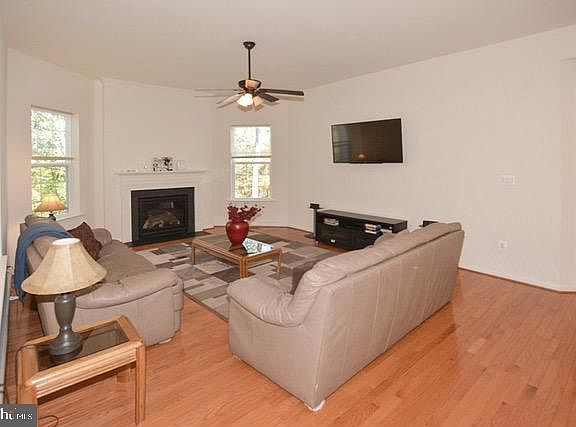 4th image of 7254 Freemont Hill Ct