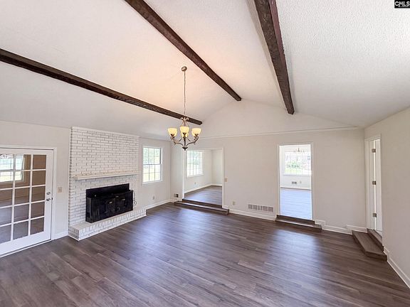 3rd image of 600 Antioch Pl