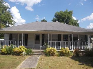 933 N Maple Ave, Murfreesboro, AR 71958