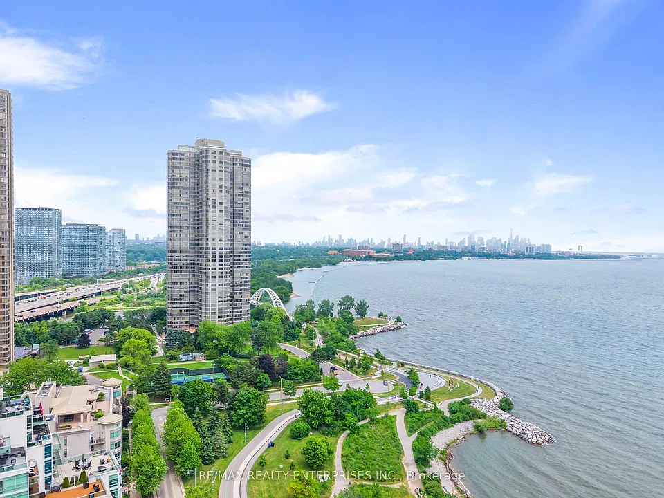 1 Palace Pier Ct #1208