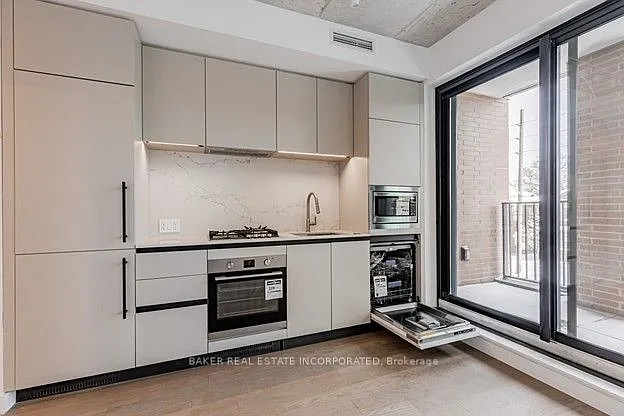 1720 Bayview Ave #207 — Photo 18