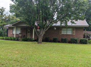257 Wilson Ave, Fitzgerald, GA 31750