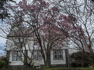 3411 211th St, Bayside, NY 11361