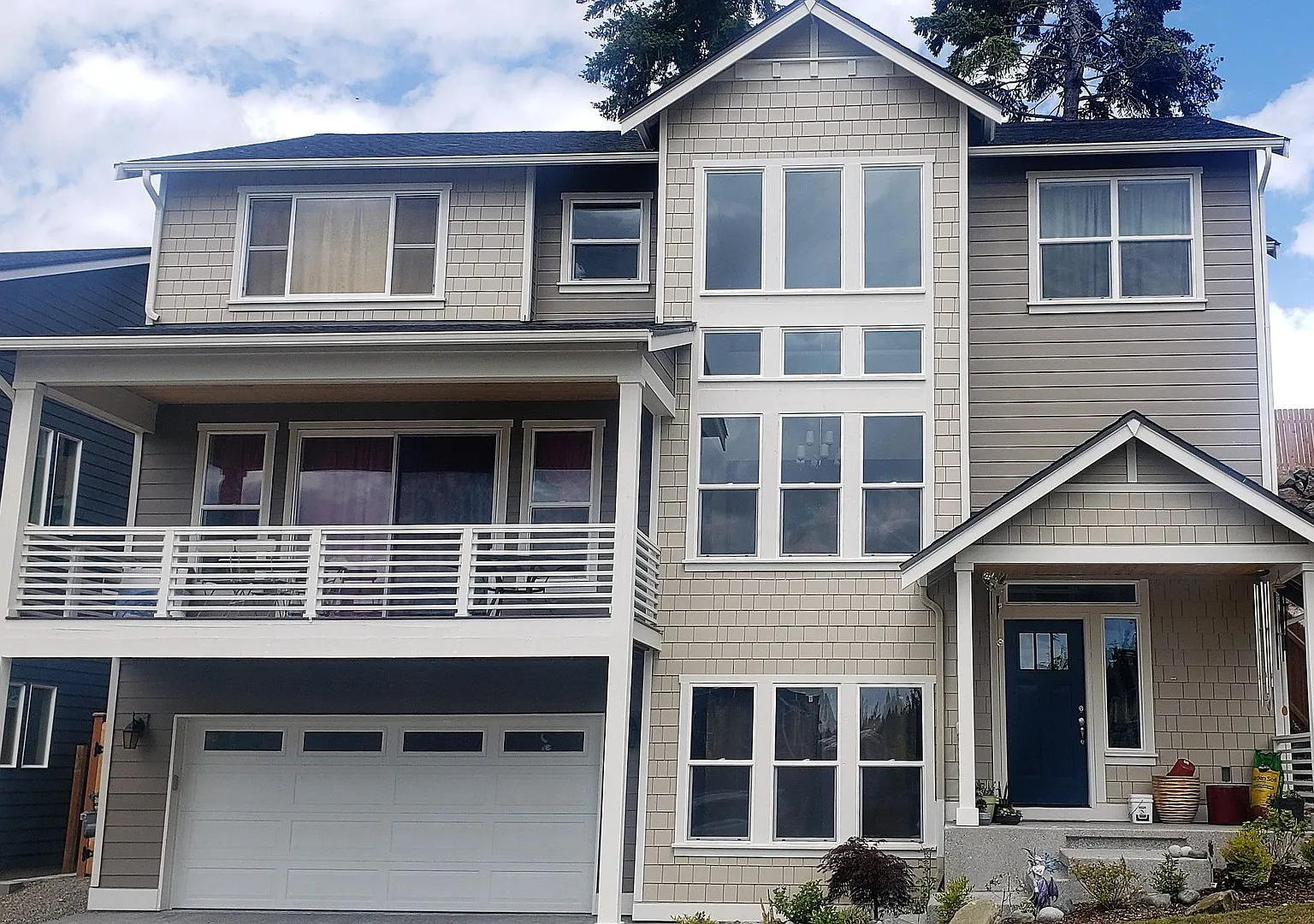 4 Bedroom Silverdale Home — Photo 1
