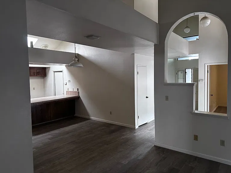 7131 Hanover Cir — Photo 11