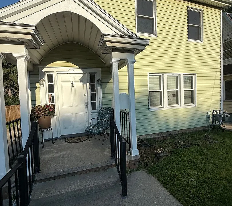 362 Van Buren Ave