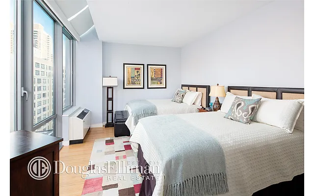Sold by Douglas Elliman | media 10