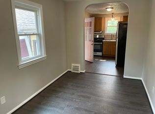 7465 Oakhill Rd, Bedford, OH 44146