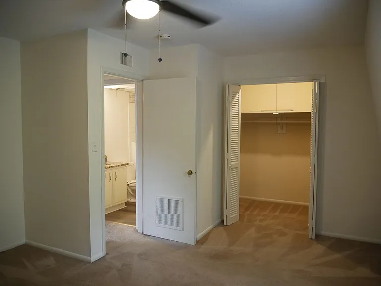 3822J W Country Club Rd — Photo 8