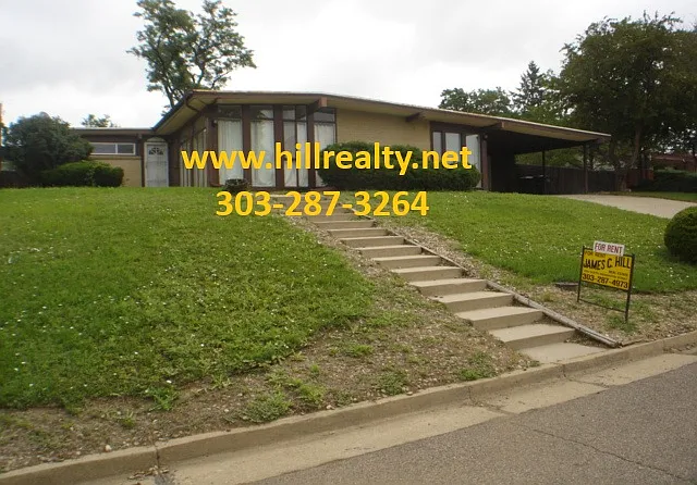 3 bed, 1655 sqft, $2,295 — Photo 3