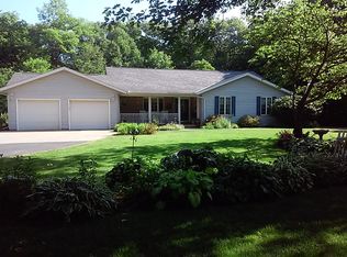 22810 Veterans Rd, Morton, IL 61550