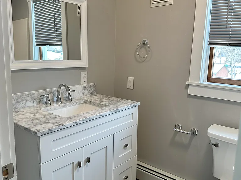34 Windsor St #1 — Photo 17
