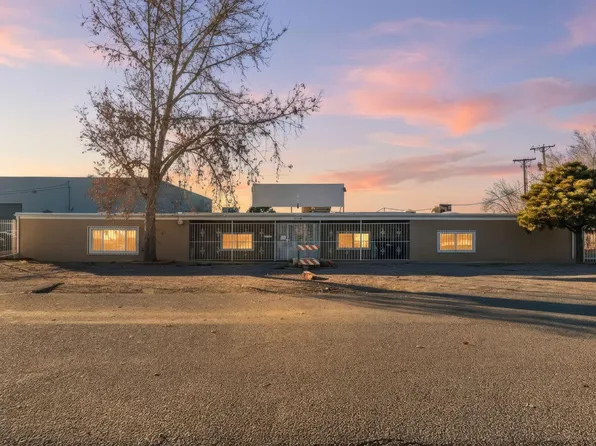 3821 Commercial St NE, Albuquerque, NM 87107