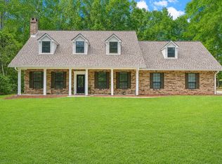 154 Dogwood Ln, Hattiesburg, MS 39402