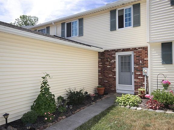 2nd image of 27 Arbor Ct
