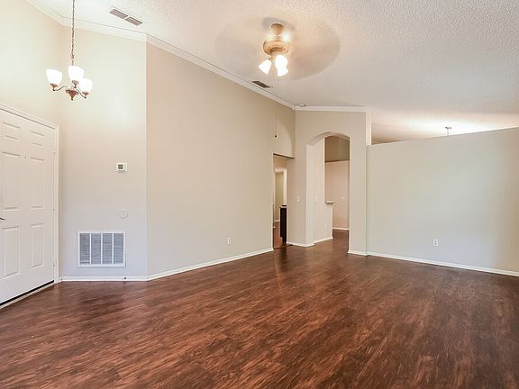 4th image of 1932 Wiregrass Ct