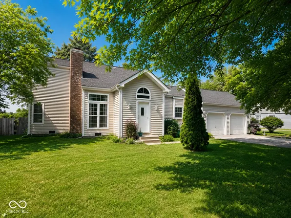 5586 W Beechwood Ln, New Palestine, IN 46163