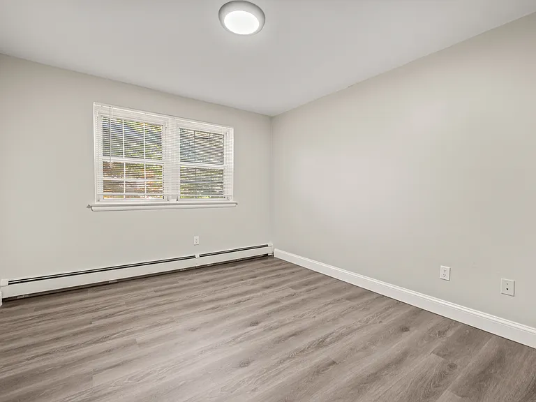 193 High St #3B — Photo 6