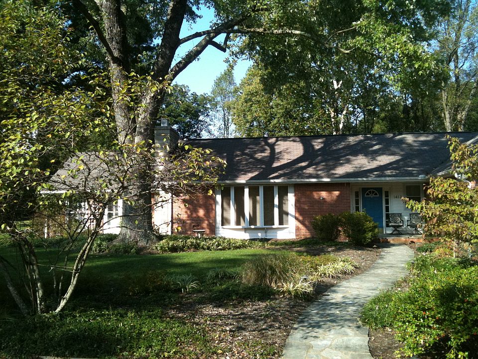 1st image of 1412 Meadowcrest Dr
