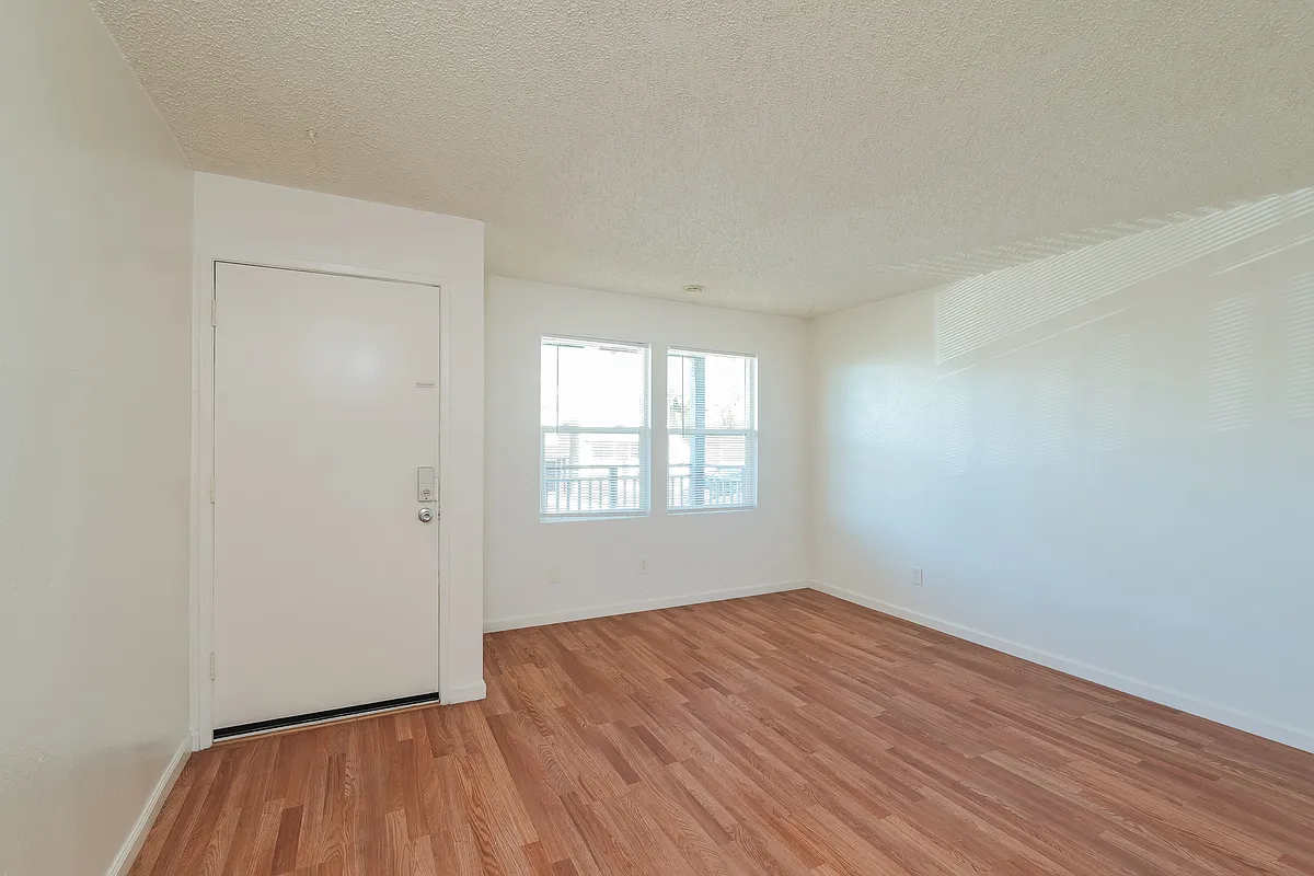 2-photo-Living-Room- - 233 Florida St #A