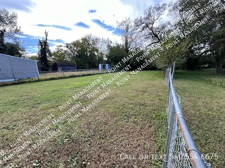 1513 Carlisle Ave SE — Photo 13
