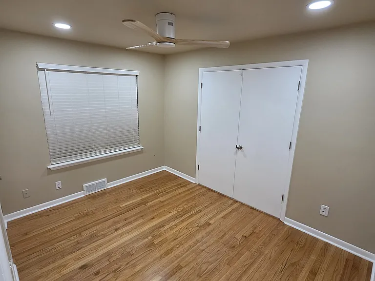 1301 Sunset Dr — Photo 20