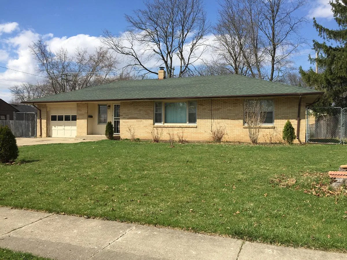 1617 Halsted Rd photo 1