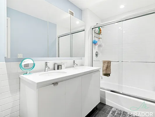 Rented by Mirador Real Estate | media 13