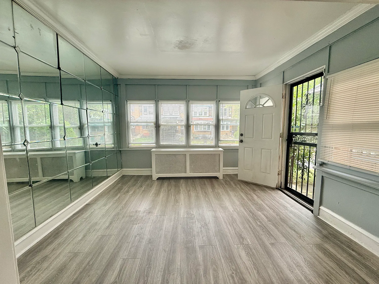 3 bed, 1296 sqft, $1,150 — Photo 3
