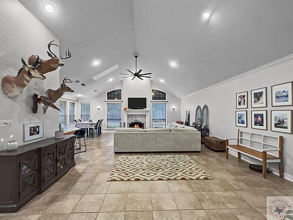 5th image of 5701 Summerwood Ln